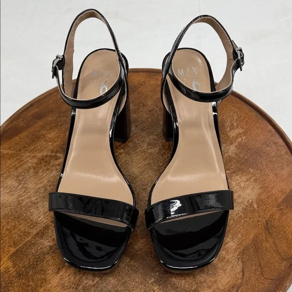Mix No 6 Shoes Wm 8.5 Wide Sundra Black Faux Patent Leather Sandals Block Heel - Picture 3 of 11